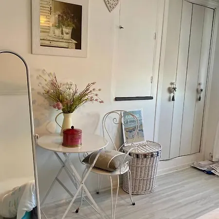 T2 Avec Terrasse Proche Centre-ville - Apartment Cabourg