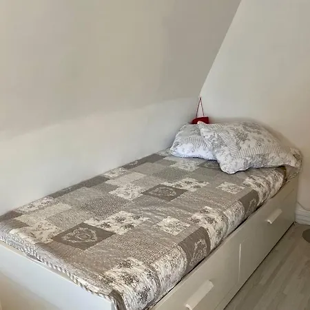 T2 Avec Terrasse Proche Centre-ville - Apartment Cabourg